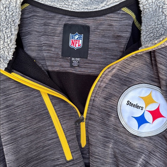 NFL Pittsburgh Steelers Gray and Yellow Quarter-Zip Pullover size 3XL - Picture 3 of 3